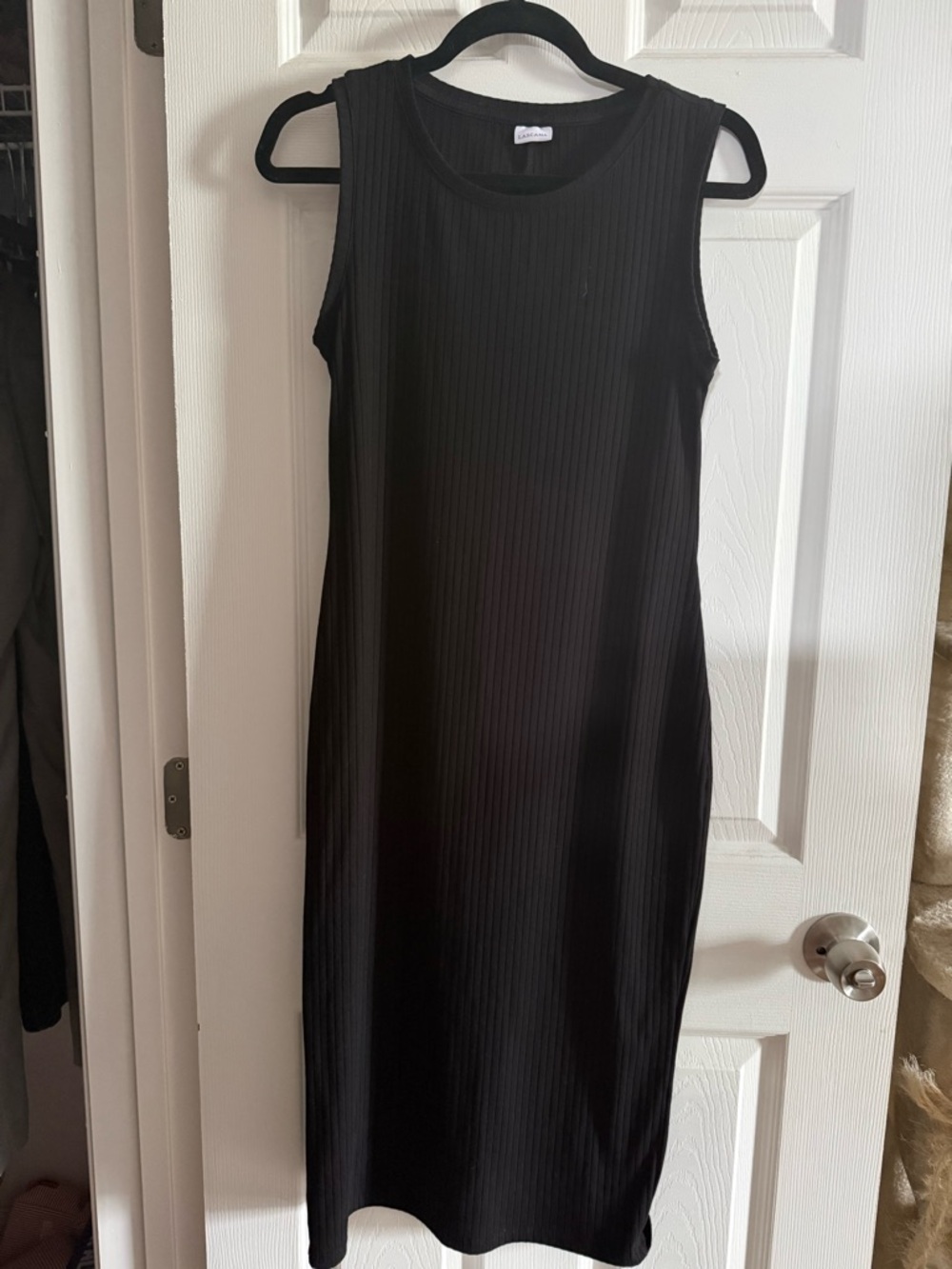 Classic Sleeveless Black Ribbed Midi Dress